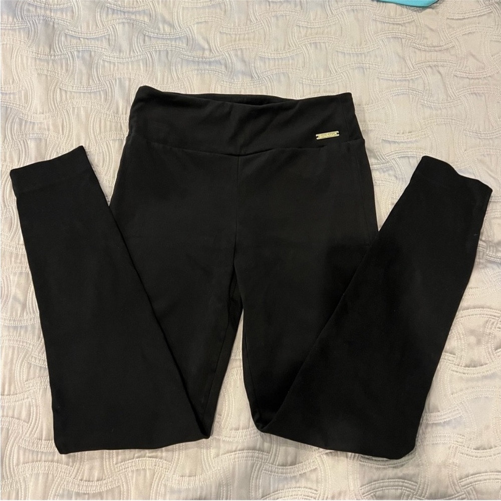 Lilly Pulitzer black leggings - Picture 3 of 5